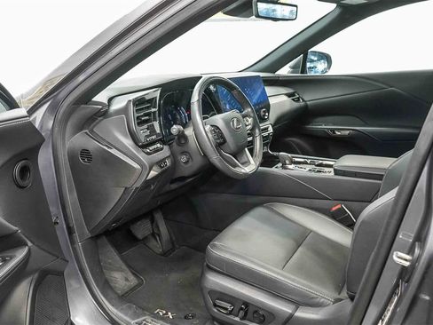 Used 2023 Lexus RX 350 Premium image 18