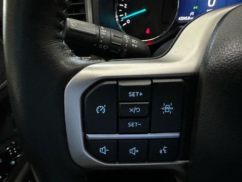 Certified 2024 Ford Expedition XLT RWD image 38