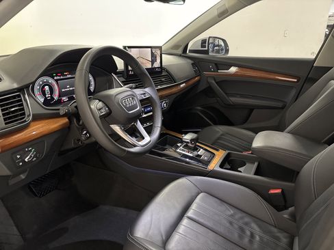 Used 2023 Audi Q5 2.0T Premium Plus w/ Premium Plus Package image 8