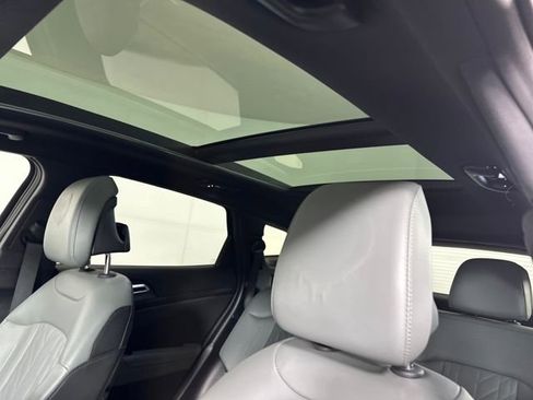 Used 2023 Kia Sportage X-Line w/ X-Line Premium Package image 12