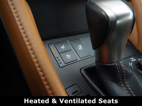 Used 2019 Lexus RC 300 AWD image 10