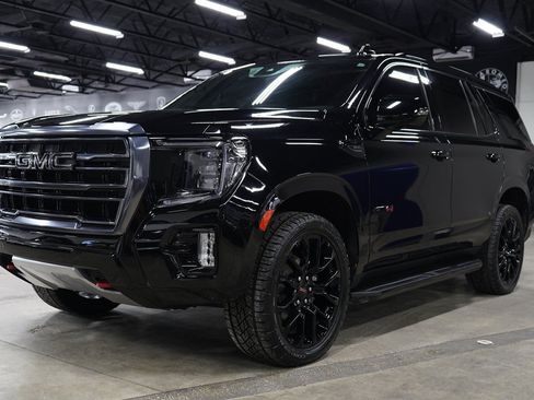 Used 2023 GMC Yukon AT4 AWD/4WD image 1