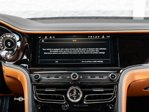 New 2026 Bentley Flying Spur Plug-In Hybrid AWD/4WD image 33