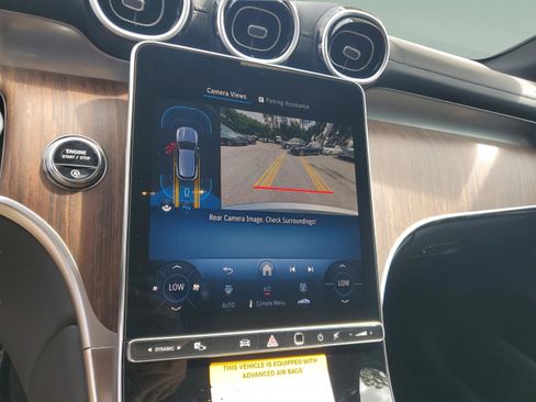 Used 2026 Mercedes-Benz GLC 300 image 27