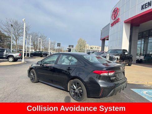 Used 2023 Toyota Corolla SE w/ Carpet Mat Package (TMS) image 5