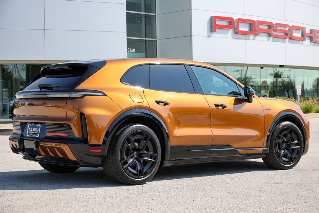 New 2026 Porsche Cayenne Turbo AWD/4WD image 24