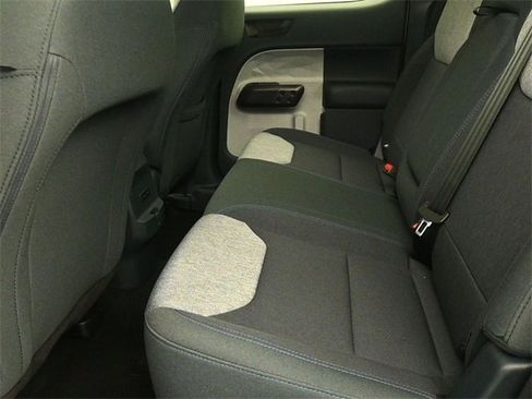 New 2025 Ford Maverick XLT image 10