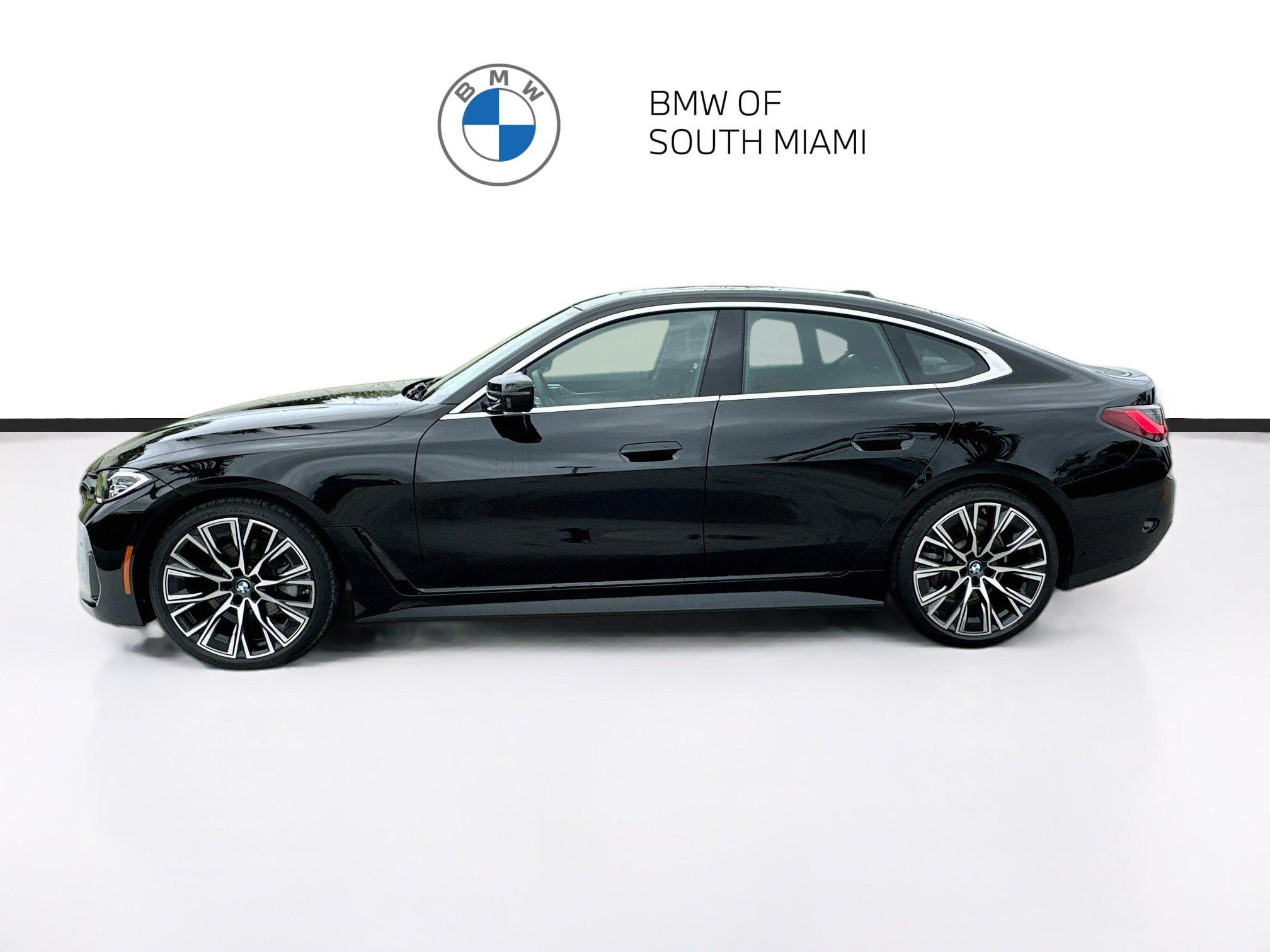 Used 2024 BMW 430i Gran Coupe w/ Convenience Package RWD image 4