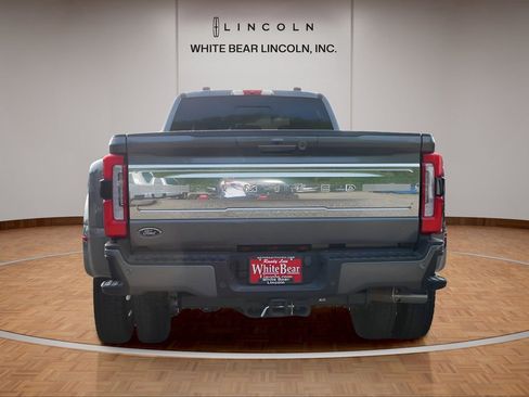Used 2024 Ford F450 Limited w/ FX4 Off-Road Package image 5