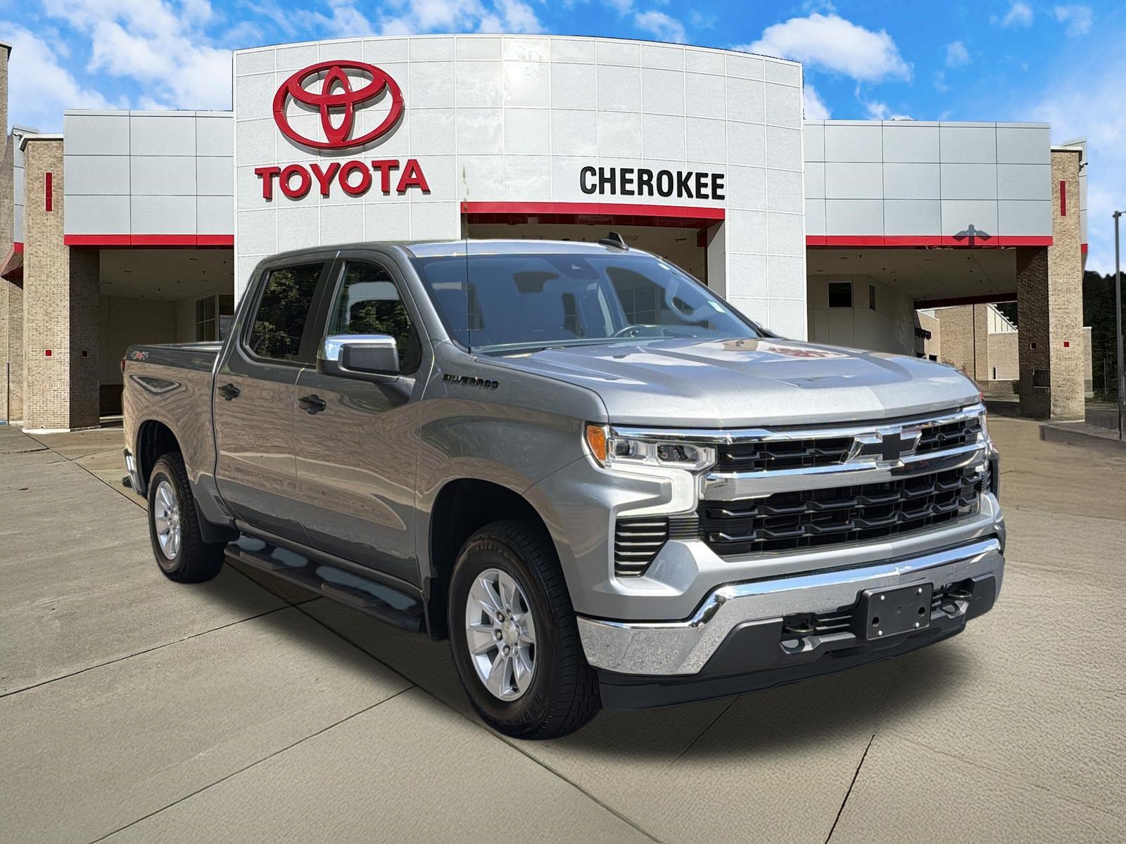 Used 2023 Chevrolet Silverado 1500 LT w/ LPO, Dark Essentials Package AWD/4WD image 3