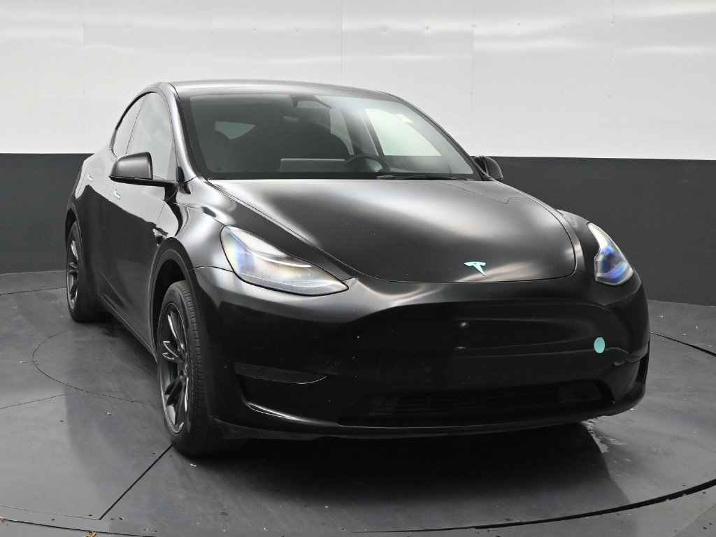 Used 2024 Tesla Model Y Long Range RWD image 7