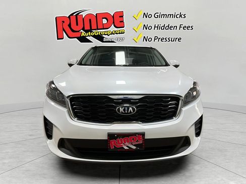 Used 2019 Kia Sorento FWD image 2