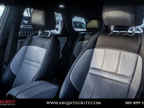 Used 2022 Land Rover Range Rover Evoque R-Dynamic S image 54