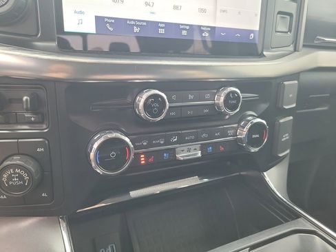 Certified 2022 Ford F150 Lariat w/ Max Trailer Tow Package image 17