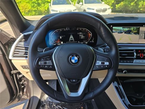 Used 2021 BMW X5 xDrive40i w/ Premium Package AWD/4WD image 29