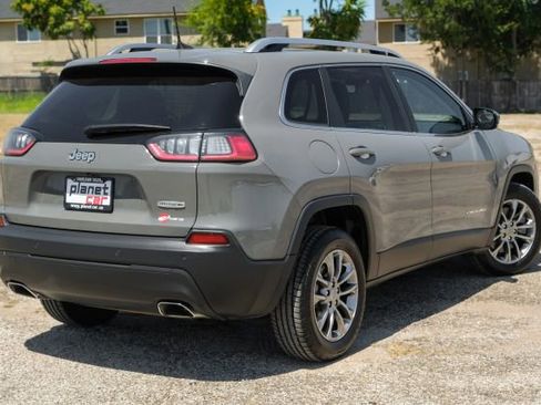 Used 2021 Jeep Cherokee Latitude Lux w/ Sun & Sound Group image 8