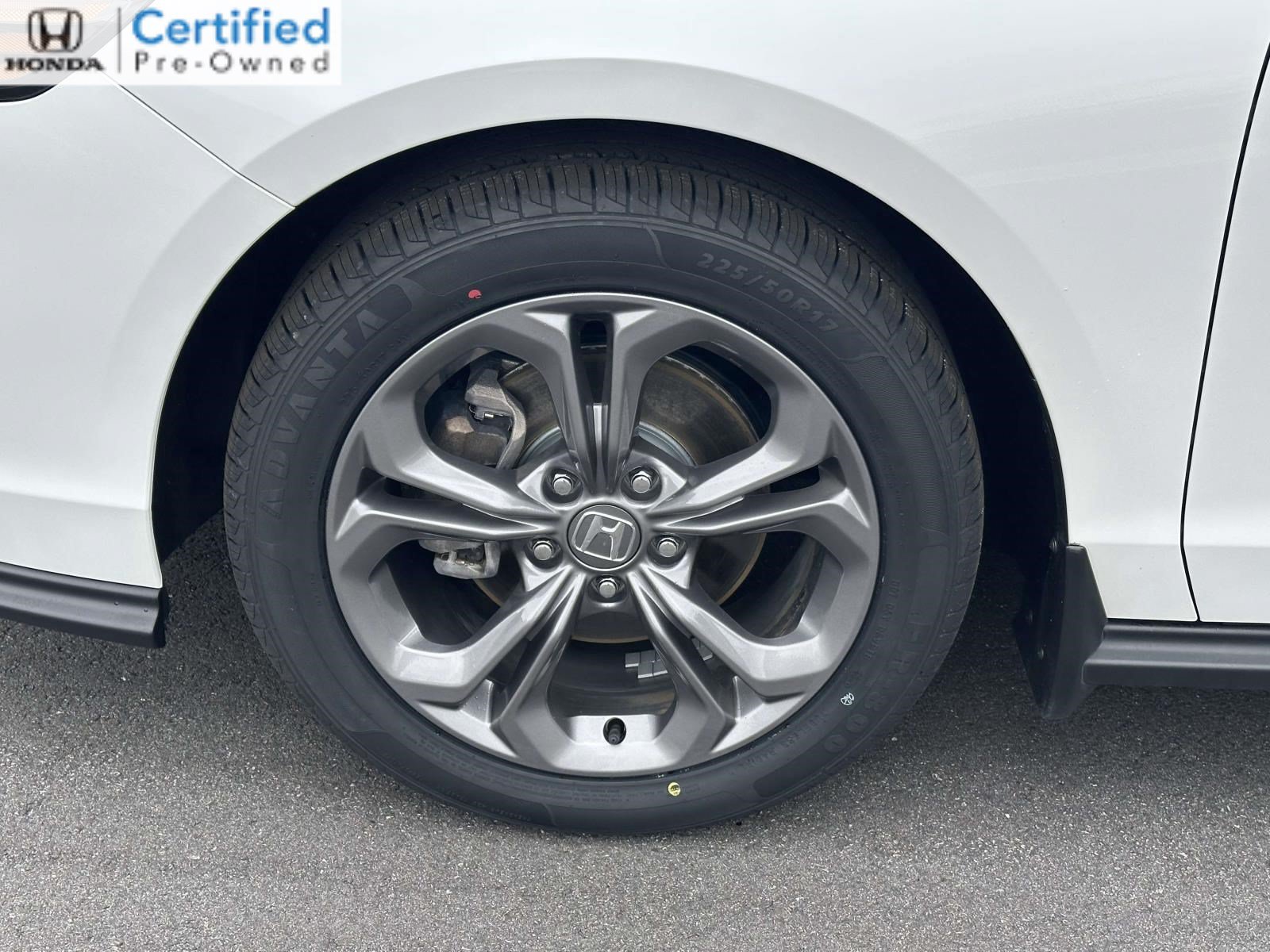Certified 2024 Honda Accord EX image 28