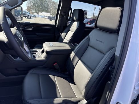 New 2026 GMC Sierra 2500 Denali w/ Denali Reserve Package image 11