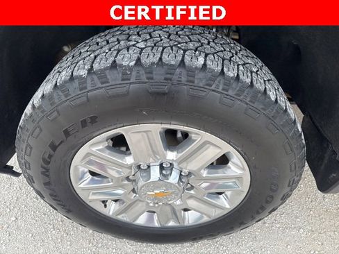 Certified 2024 Chevrolet Silverado 2500 High Country image 38