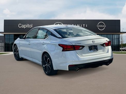 New 2025 Nissan Altima 2.5 SR w/ SR Premium Package image 8
