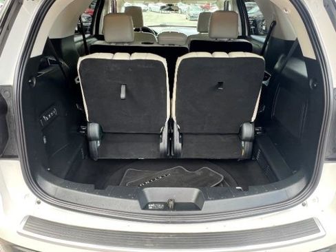 Used 2018 Ford Explorer Platinum AWD/4WD image 18