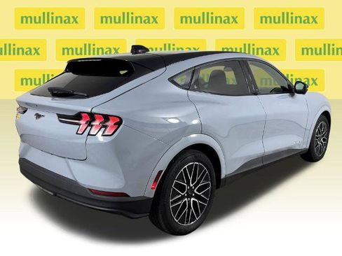 Certified 2025 Ford Mustang Mach-E Premium RWD image 4