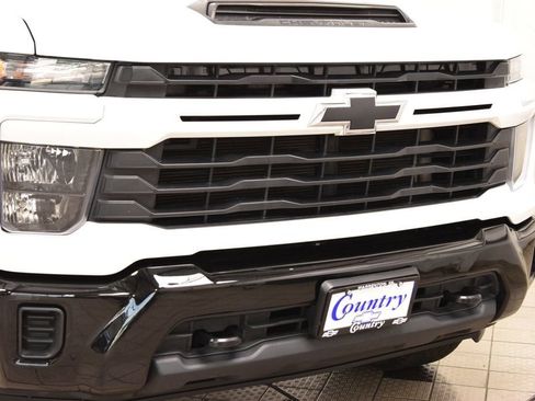 Used 2024 Chevrolet Silverado 2500 Custom w/ Custom Value Package AWD/4WD image 13