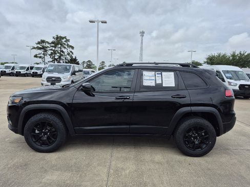 Used 2022 Jeep Cherokee Latitude AWD/4WD image 12