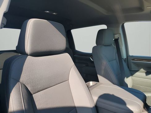 New 2026 GMC Sierra 1500 Elevation image 15
