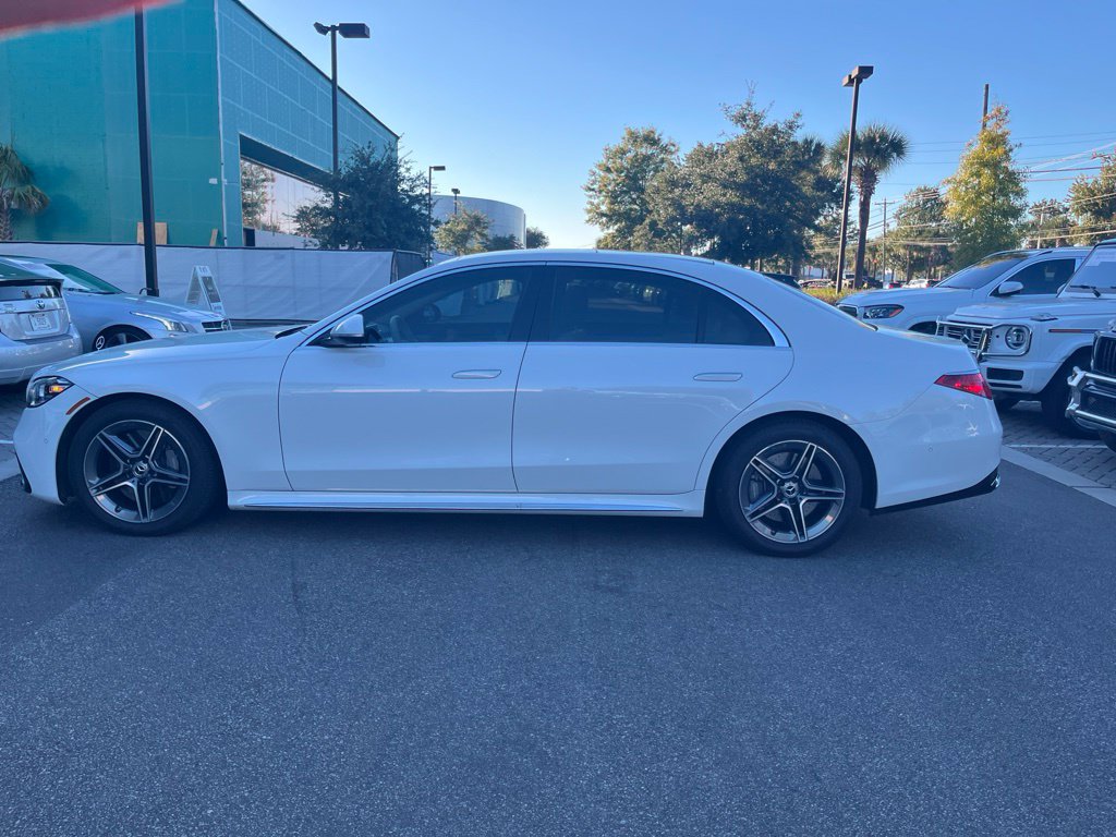Used 2024 Mercedes-Benz S 580 4MATIC Sedan image 9