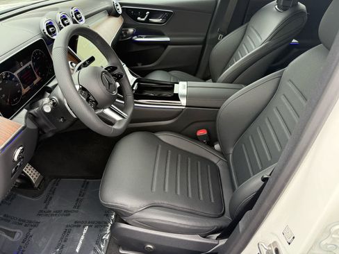 New 2026 Mercedes-Benz GLC 300 GLC 300 image 10
