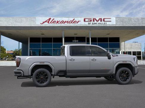 New 2025 GMC Sierra 2500 AT4 w/ AT4 Premium Plus Package image 5