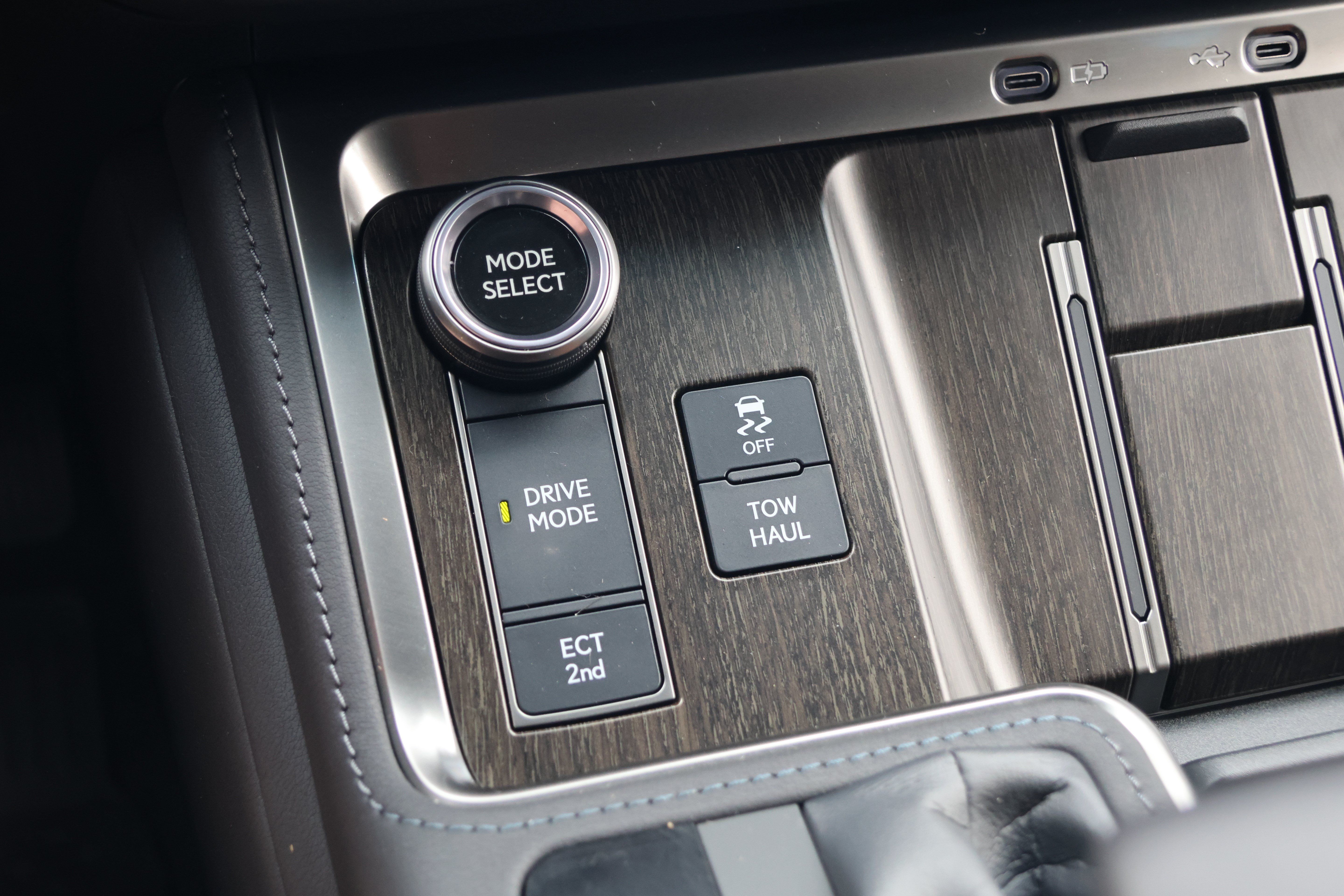 Certified 2026 Lexus GX 550 w/ Accessory Package (2T) AWD/4WD image 25