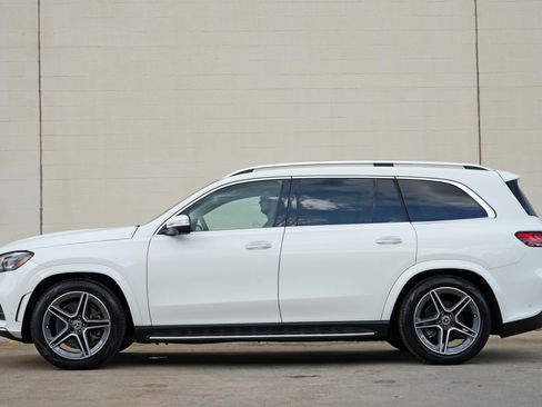 Used 2023 Mercedes-Benz GLS 450 4MATIC image 9
