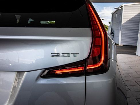 Used 2019 Cadillac XT4 Premium Luxury image 17