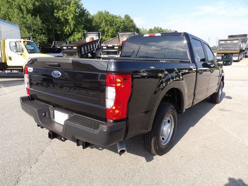 Used 2021 Ford F350 XL w/ Power Equipment Group image 7