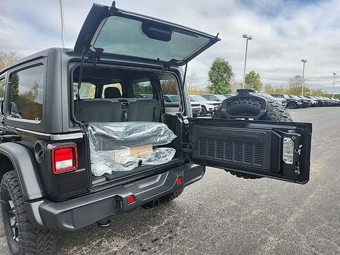 New 2026 Jeep Wrangler Sport AWD/4WD image 16