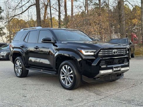 Used 2025 Toyota 4Runner Limited image 2