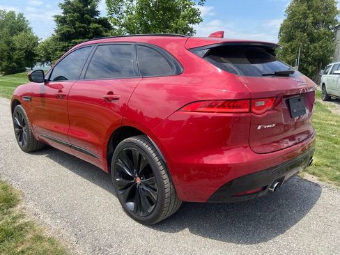 Used 2019 Jaguar F-PACE S AWD/4WD image 3