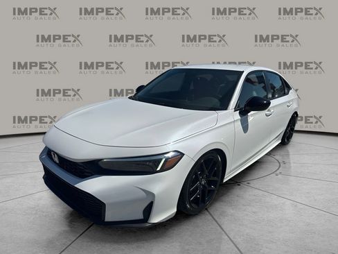 Used 2025 Honda Civic Sport image 1