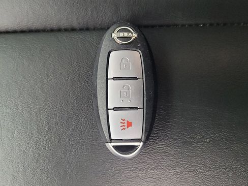 Used 2021 Nissan Murano SV w/ SV Special Edition Package image 32