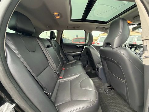 Used 2015 Volvo XC60 T5 image 23