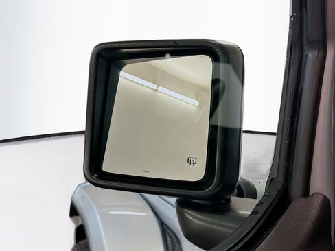 Used 2023 Jeep Wrangler Sahara w/ Cold Weather Group image 16