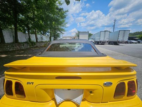 Used 1998 Ford Mustang Cobra RWD image 34