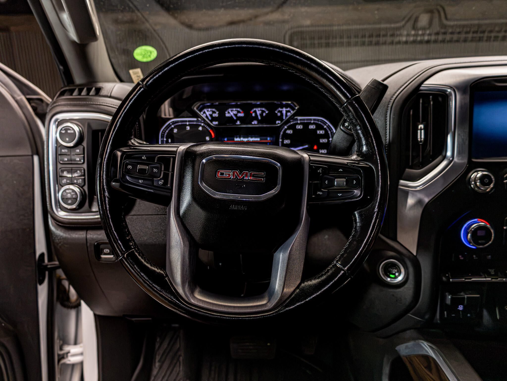 Used 2022 GMC Sierra 2500 SLT w/ SLT Convenience Package AWD/4WD image 14