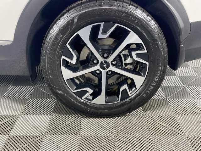 Used 2024 Kia Sportage EX AWD/4WD image 32
