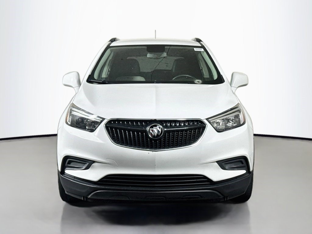 Used 2020 Buick Encore Preferred FWD image 2