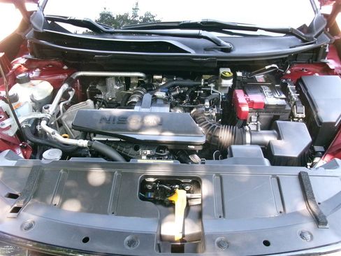 Used 2024 Nissan Rogue S AWD/4WD image 49