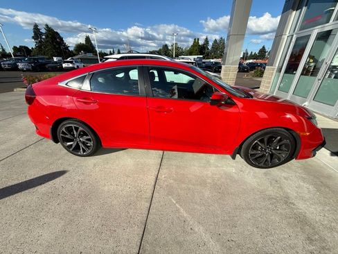 Used 2019 Honda Civic Sport image 4