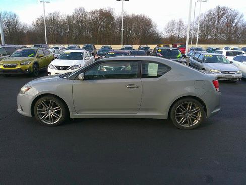 Used 2012 Scion tC image 3